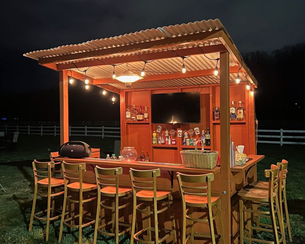 Backyard mobile bar for rent in Monmouth County, New Jersey